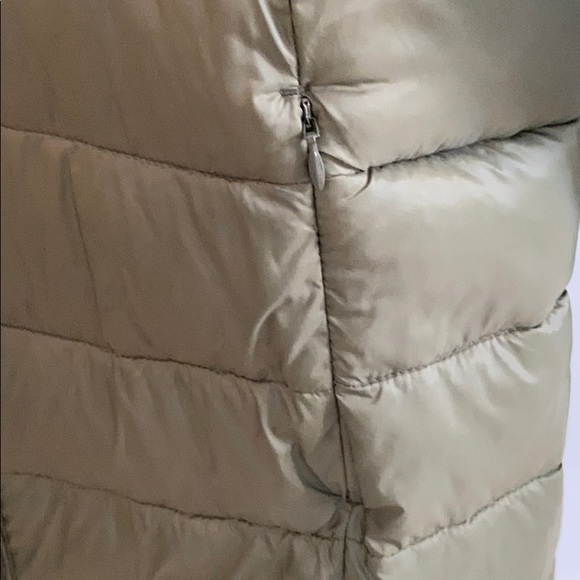Amazon Essentials light weight puffer coat - Picture 9 of 9